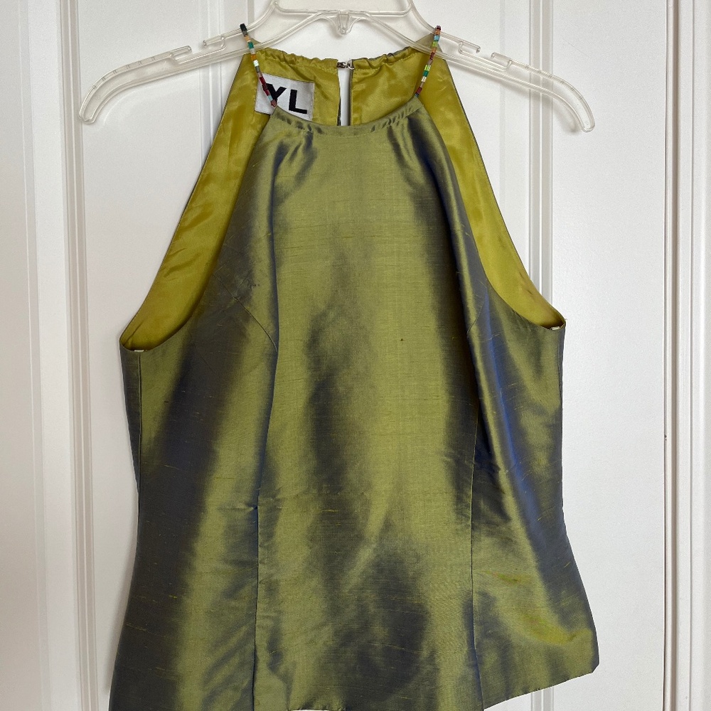 YL size 6 women’s set